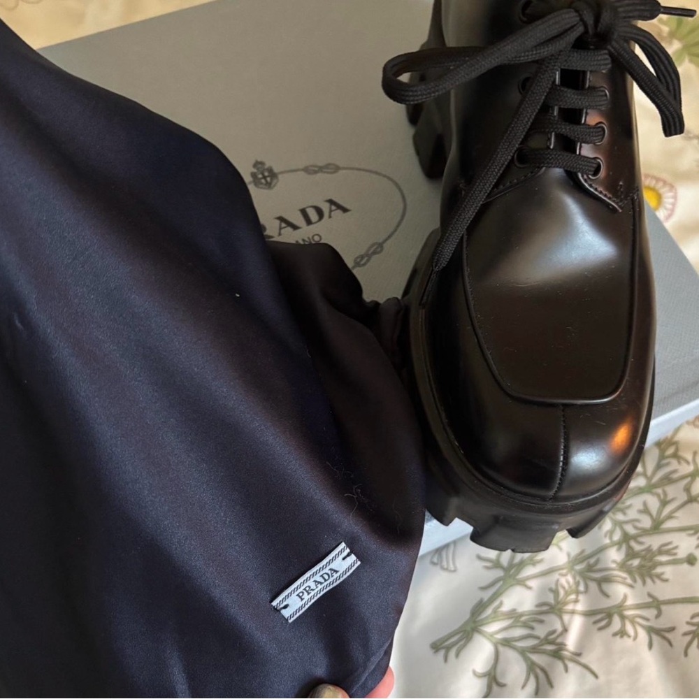 Prada Women’s Black Lace-up Monolith Oxfords - Picture 4 of 4
